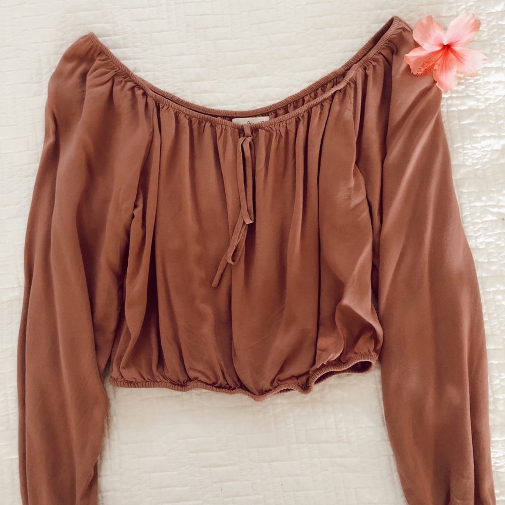 Off shoulder top!